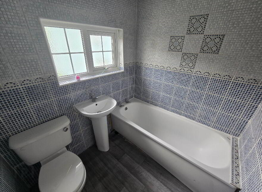 80 Drumalane Park, Newry, BT35 8AT