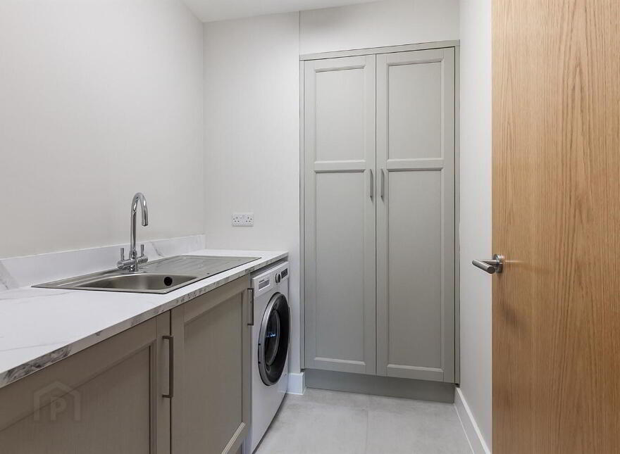 Apt 8 The Residences, 10 Kings Hall Lane, Belfast, BT9 6PS