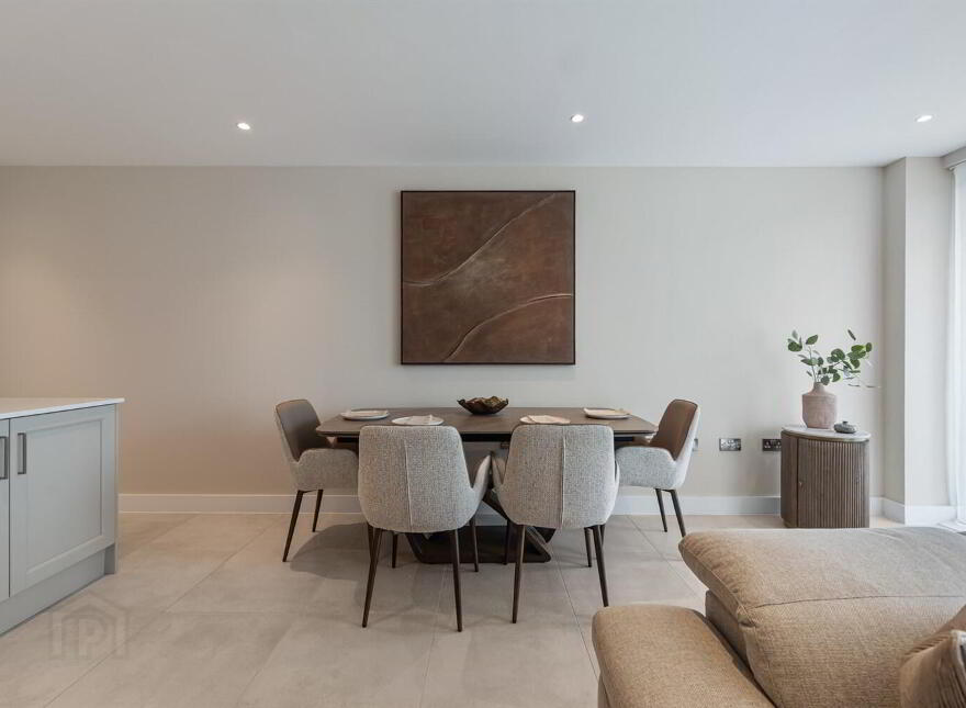 Apt 8 The Residences, 10 Kings Hall Lane, Belfast, BT9 6PS