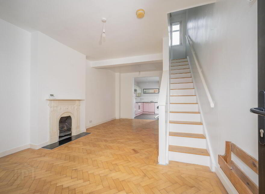 14 Dundela View, Belfast, BT4 3DB