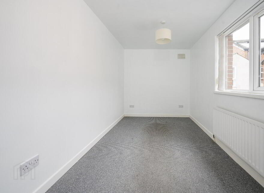 14 Dundela View, Belfast, BT4 3DB