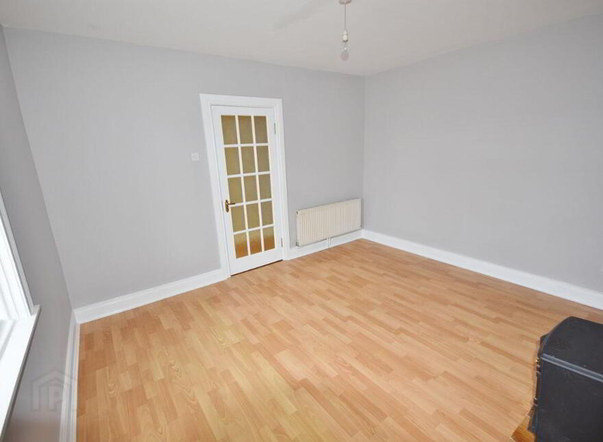 Saint Brendan's Terrace, Listowel, V31CD74
