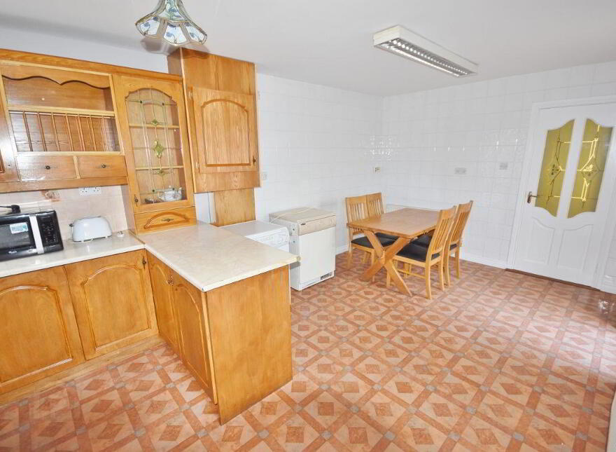 Saint Brendan's Terrace, Listowel, V31CD74