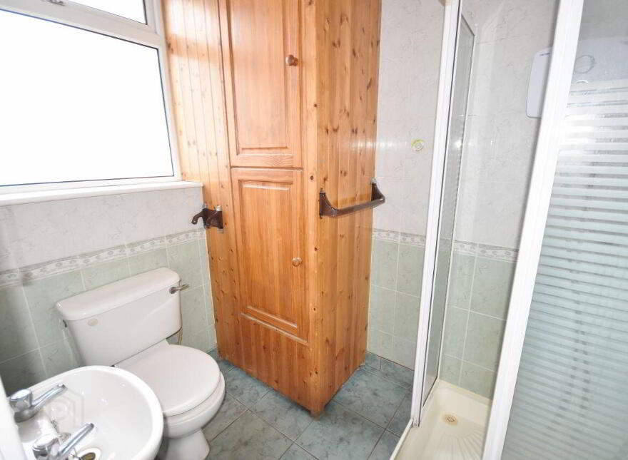 Saint Brendan's Terrace, Listowel, V31CD74