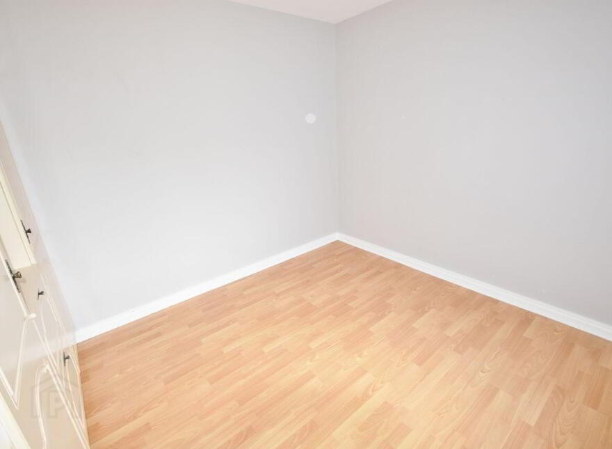 Saint Brendan's Terrace, Listowel, V31CD74