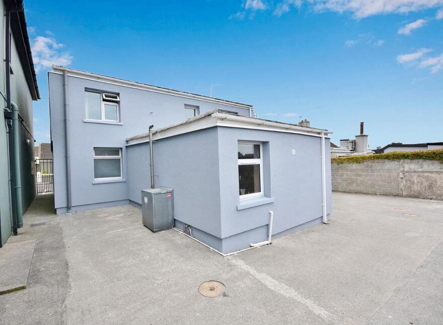 Saint Brendan's Terrace, Listowel, V31CD74