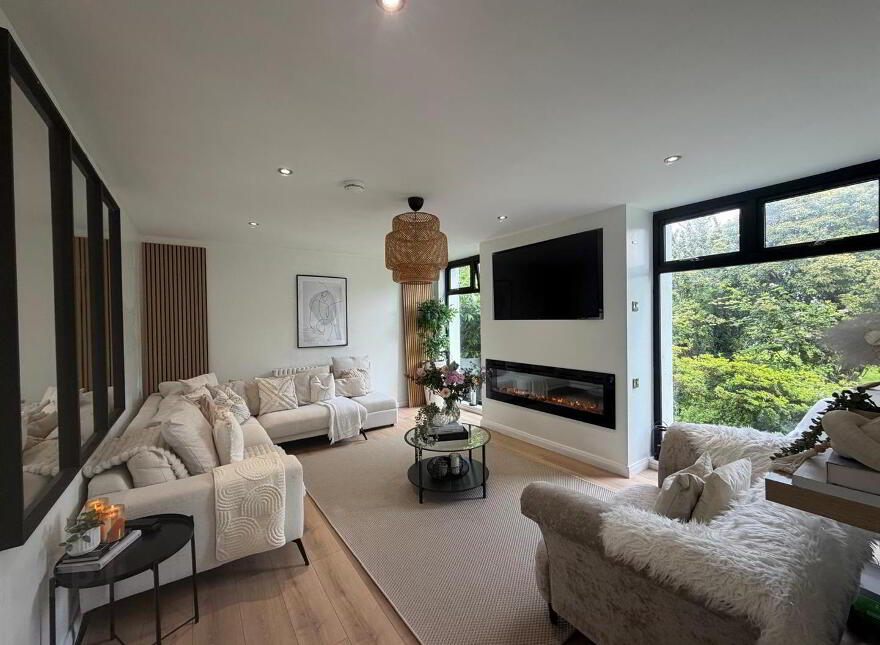 2 Rockport Park, Limavady Road, L'Derry, BT47 6JQ