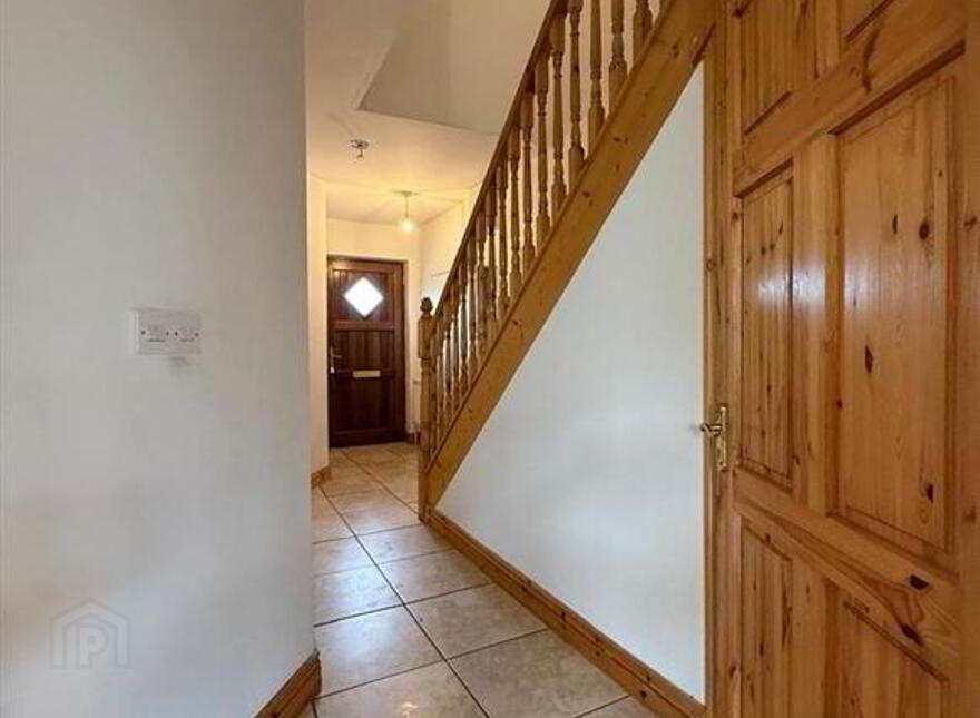 16 Riveroaks, Ballaghaderreen, F45XY17