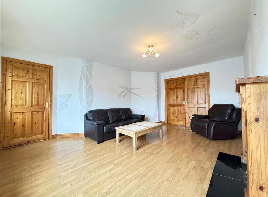 16 Riveroaks, Ballaghaderreen, F45XY17