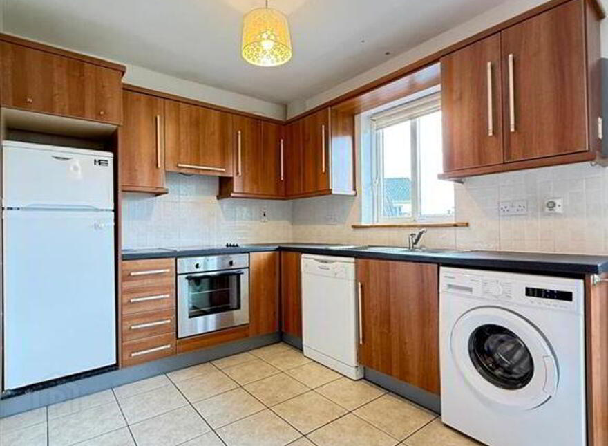 16 Riveroaks, Ballaghaderreen, F45XY17