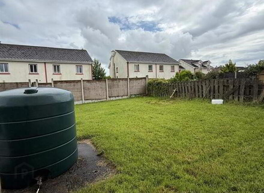 16 Riveroaks, Ballaghaderreen, F45XY17