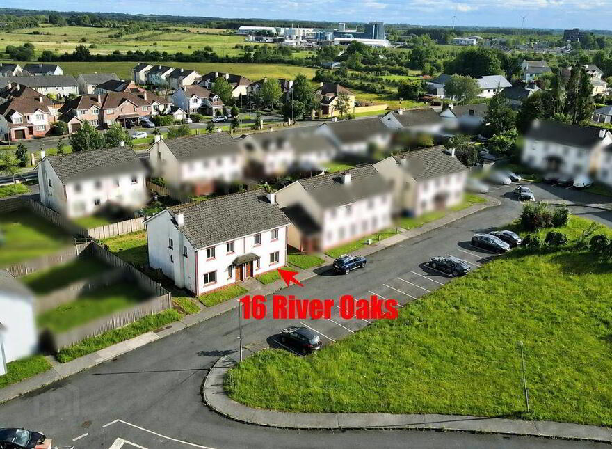 16 Riveroaks, Ballaghaderreen, F45XY17