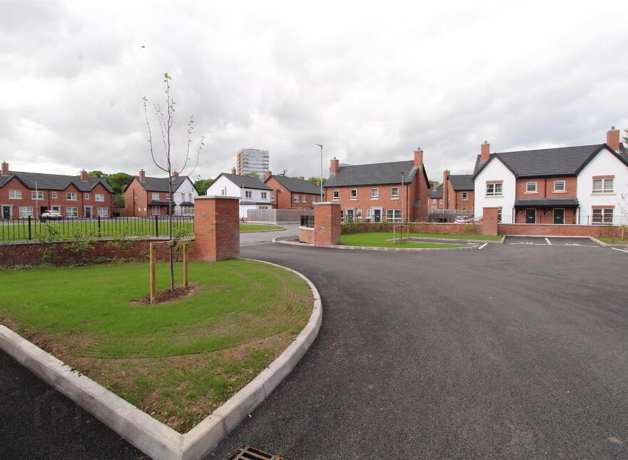 60 Loughshore Manor, Newtownabbey, BT37 9FD