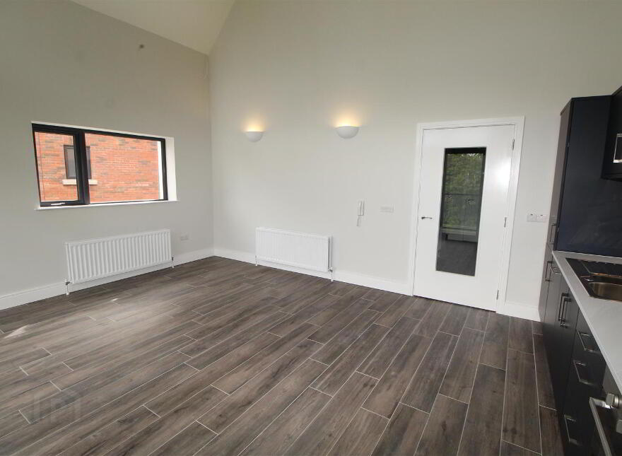 60 Loughshore Manor, Newtownabbey, BT37 9FD