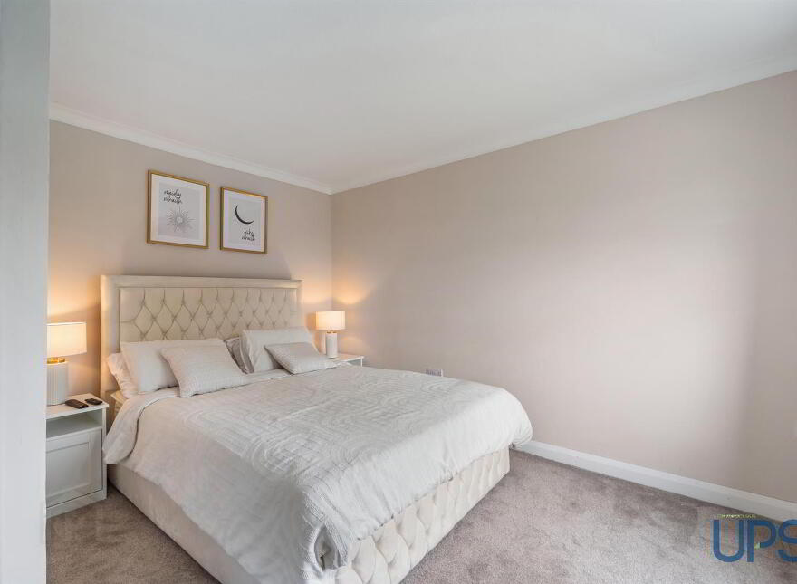 2 Rossnareen Avenue, Shaws Road, Belfast, BT11 8LP