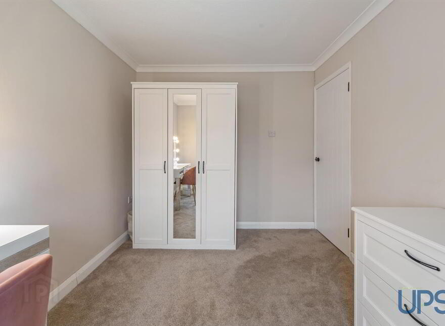 2 Rossnareen Avenue, Shaws Road, Belfast, BT11 8LP