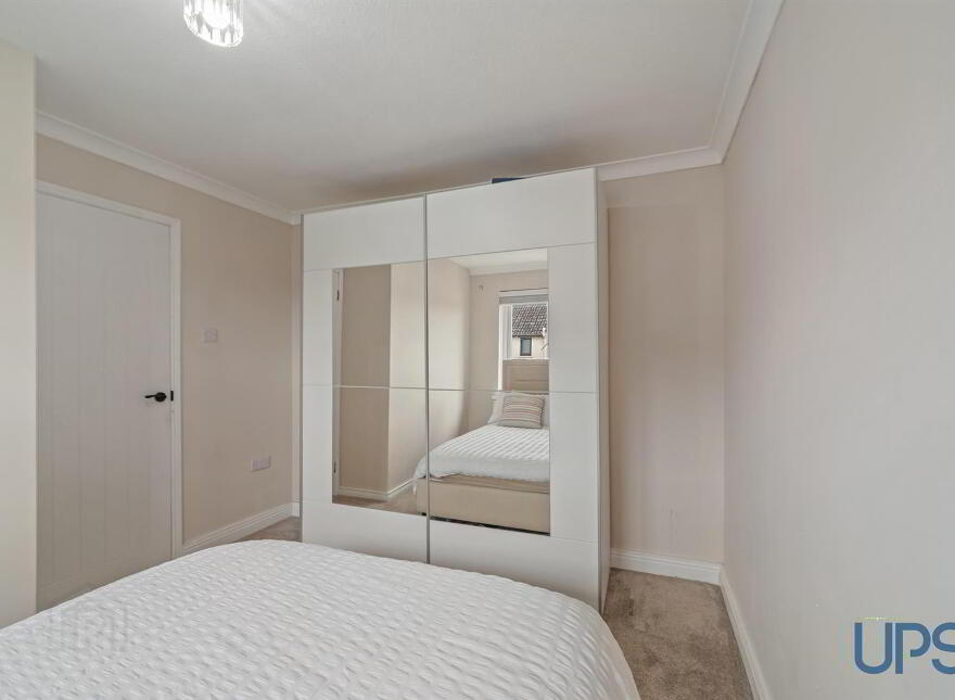2 Rossnareen Avenue, Shaws Road, Belfast, BT11 8LP