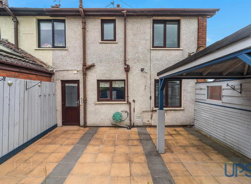 2 Rossnareen Avenue, Shaws Road, Belfast, BT11 8LP