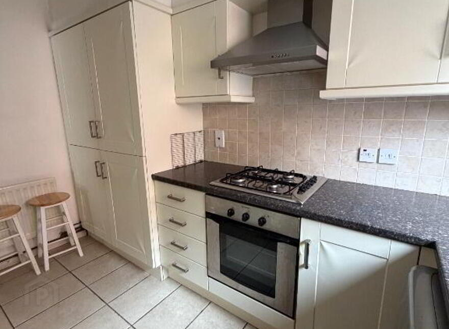 Deramore Elms, 4 Deramore Drive, Belfast, BT9 5JQ
