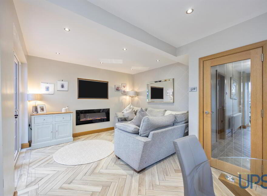 17 Stewartstown Park, Off Stewartstown Road, Belfast, BT11 9GH