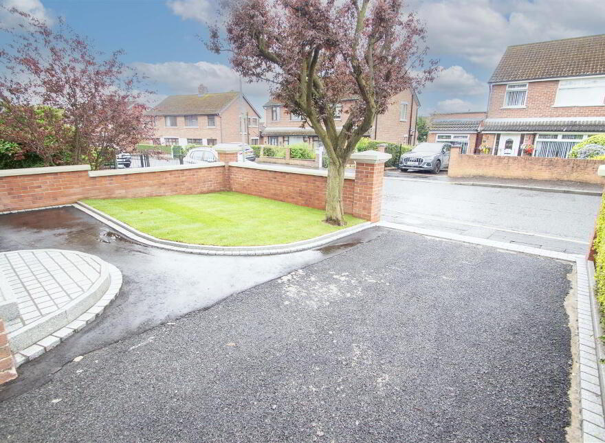 17 Stewartstown Park, Off Stewartstown Road, Belfast, BT11 9GH