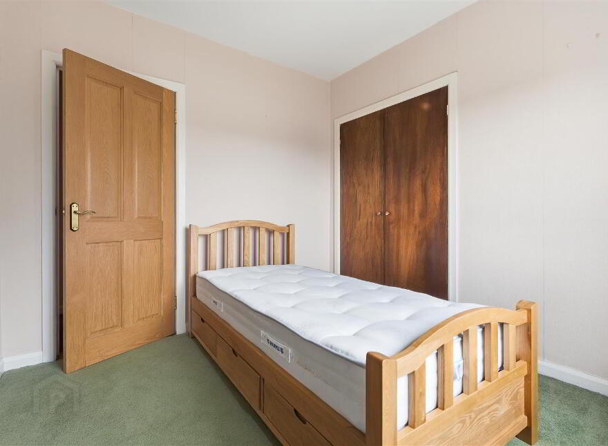 30 Carsonstown Road, Saintfield, Ballynahinch, BT24 7EA