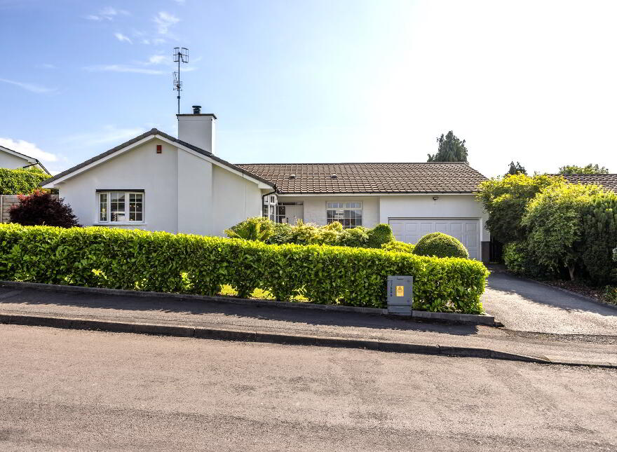 4 Meadowvale, Hillsborough Old Road, Lisburn, BT27 5RX