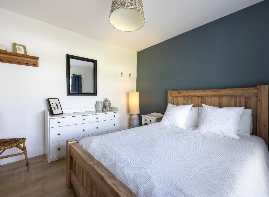 4 Meadowvale, Hillsborough Old Road, Lisburn, BT27 5RX