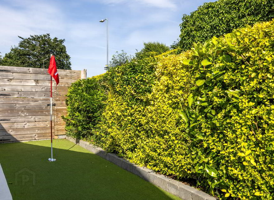 4 Meadowvale, Hillsborough Old Road, Lisburn, BT27 5RX