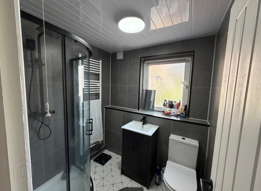 Apt 1 Ascot House, Windsor Avenue North, Belfast, BT9 6EL
