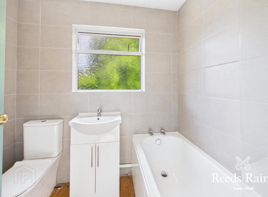 20 Castlemore Avenue, Upper Knockbreda Road, Belfast, BT6 9RF
