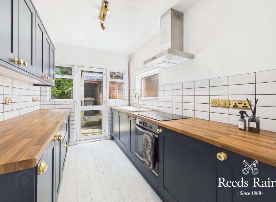 20 Castlemore Avenue, Upper Knockbreda Road, Belfast, BT6 9RF