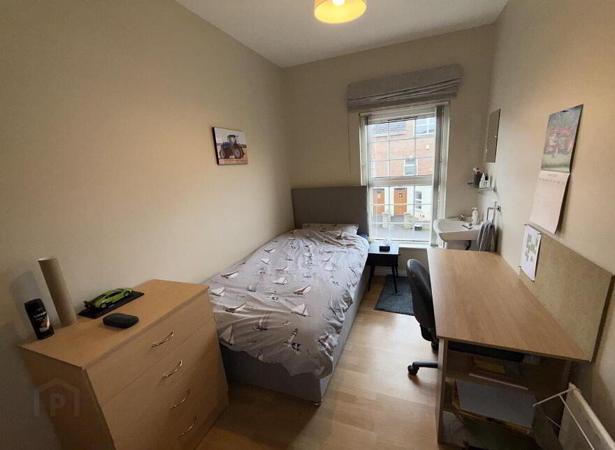 33 Edinburgh Street, Belfast, BT9 7DS