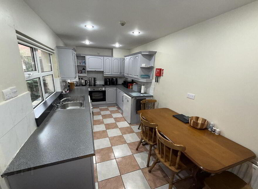 33 Edinburgh Street, Belfast, BT9 7DS