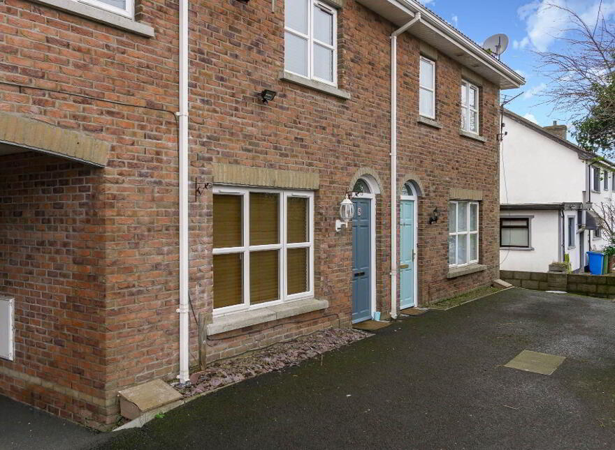 4 Station Court, Stoneyford Road, Lisburn, BT28 3TJ