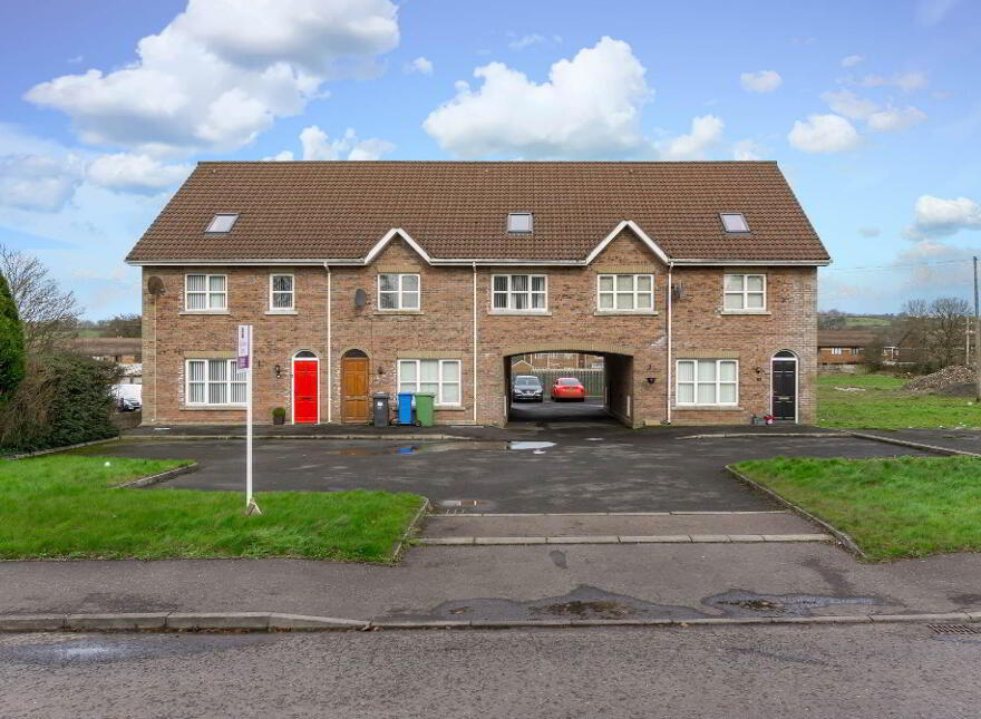 4 Station Court, Stoneyford Road, Lisburn, BT28 3TJ