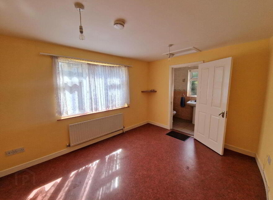 119 Churchfield Avenue, Churchfield, T23F6T1