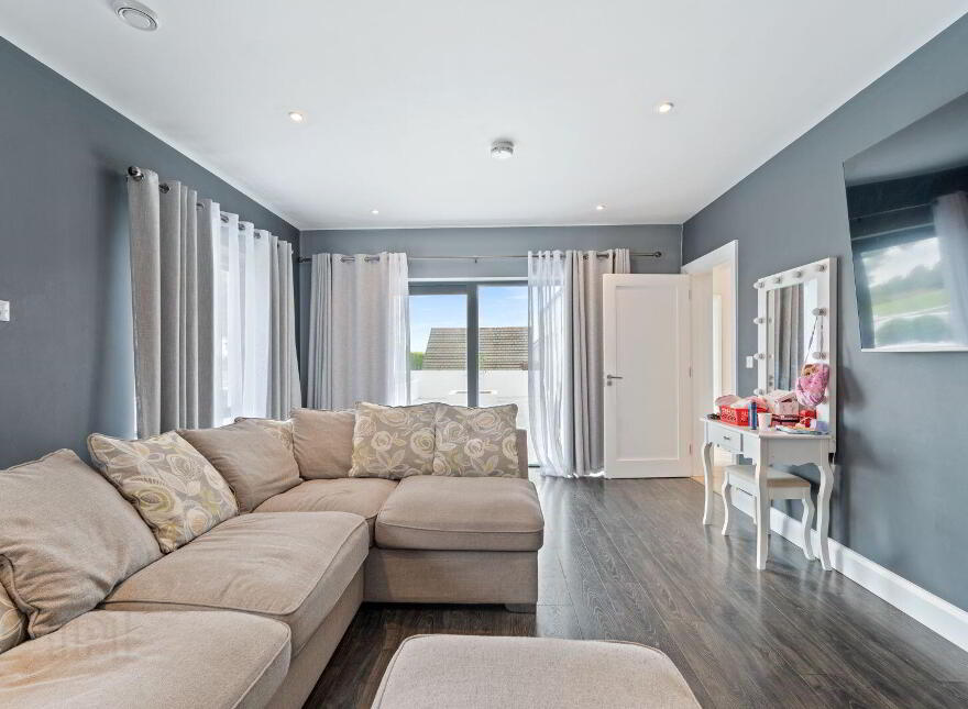 Boardee, Carrigaline, P43FT63