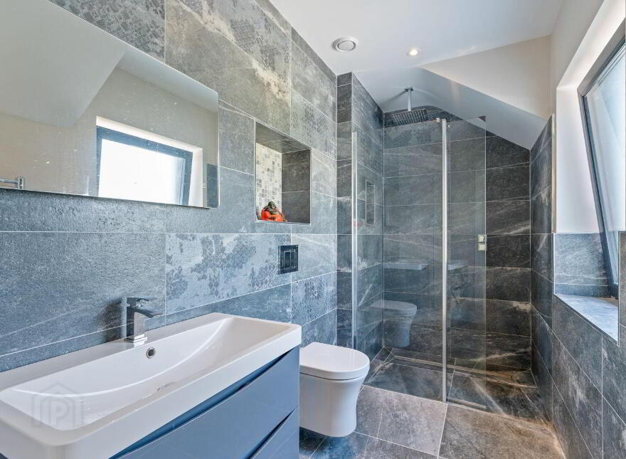Boardee, Carrigaline, P43FT63