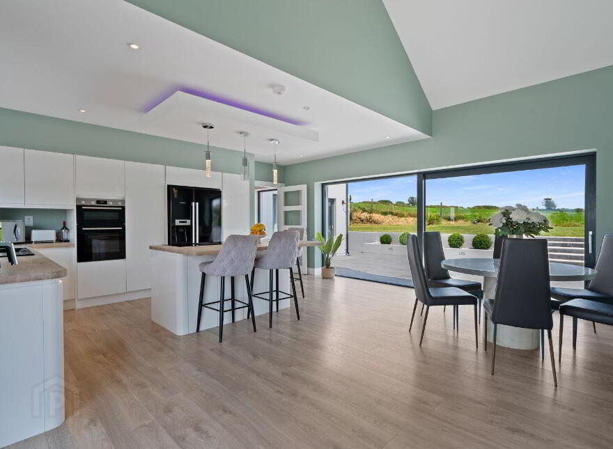 Boardee, Carrigaline, P43FT63
