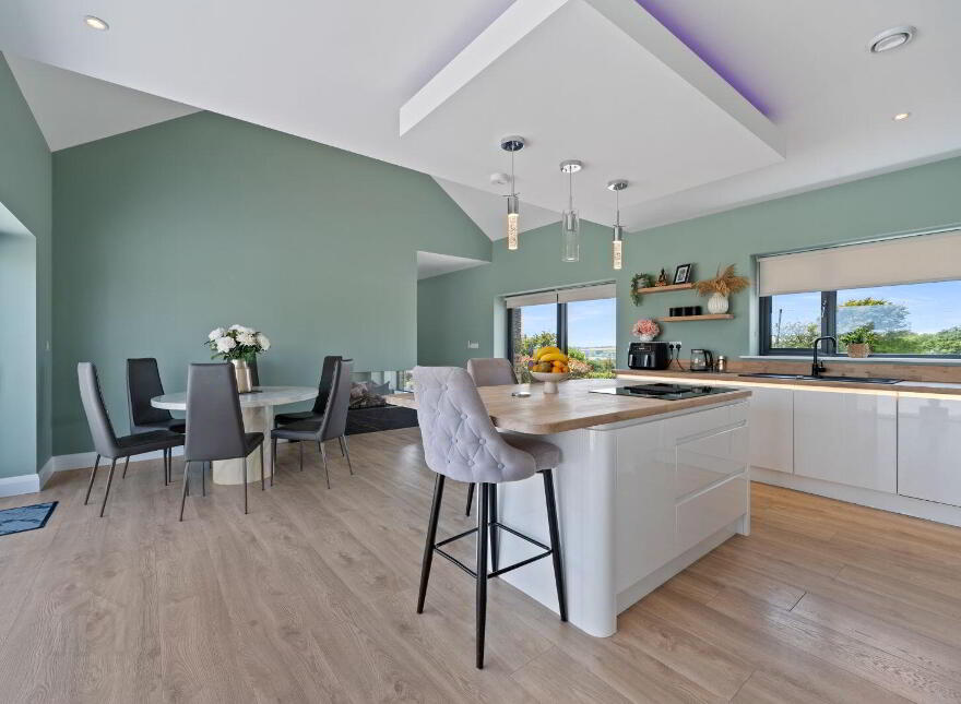 Boardee, Carrigaline, P43FT63