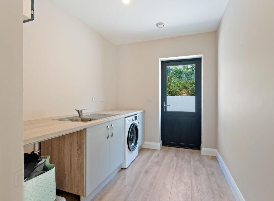 Boardee, Carrigaline, P43FT63