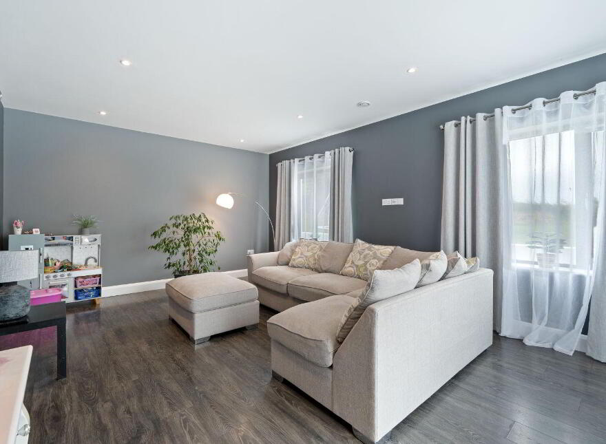 Boardee, Carrigaline, P43FT63
