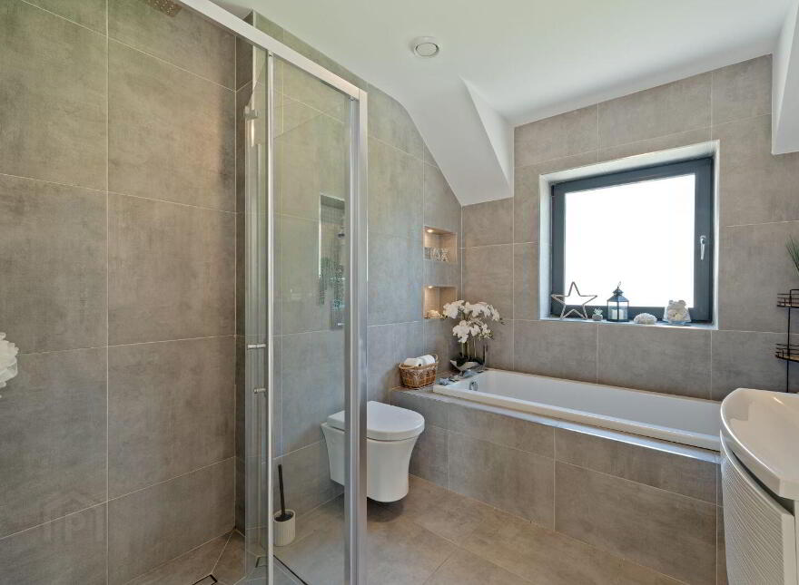 Boardee, Carrigaline, P43FT63