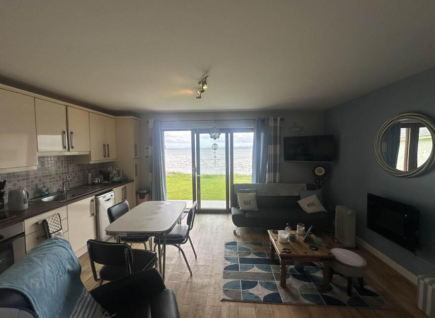 Chalet, 7 Redcastle Hotel, Redcastle, F93D702