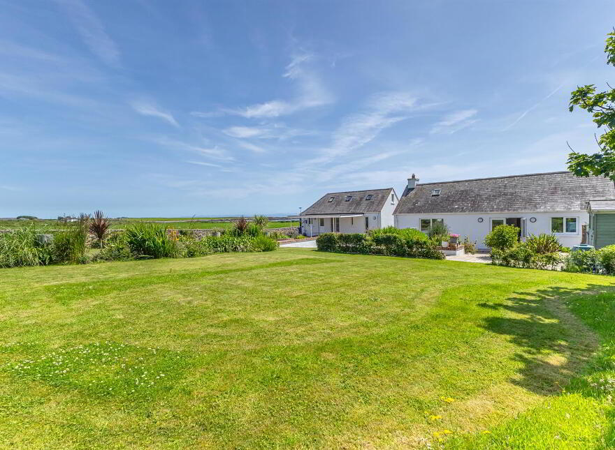 8 And 8a, Kearney Road, Portaferry, Newtownards, BT22 1QF
