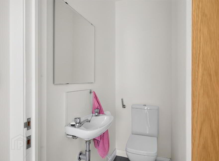 8 And 8a, Kearney Road, Portaferry, Newtownards, BT22 1QF