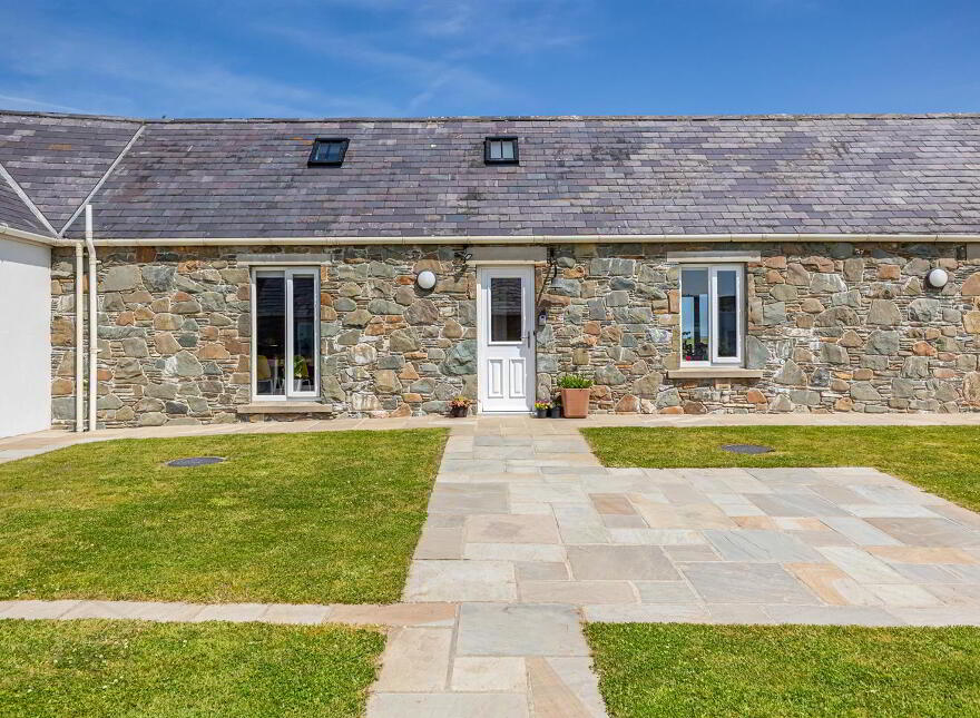 8 And 8a, Kearney Road, Portaferry, Newtownards, BT22 1QF
