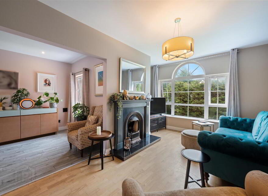 4 Barnetts Court Mews, Belfast, BT5 7FJ