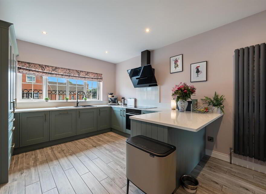 4 Barnetts Court Mews, Belfast, BT5 7FJ